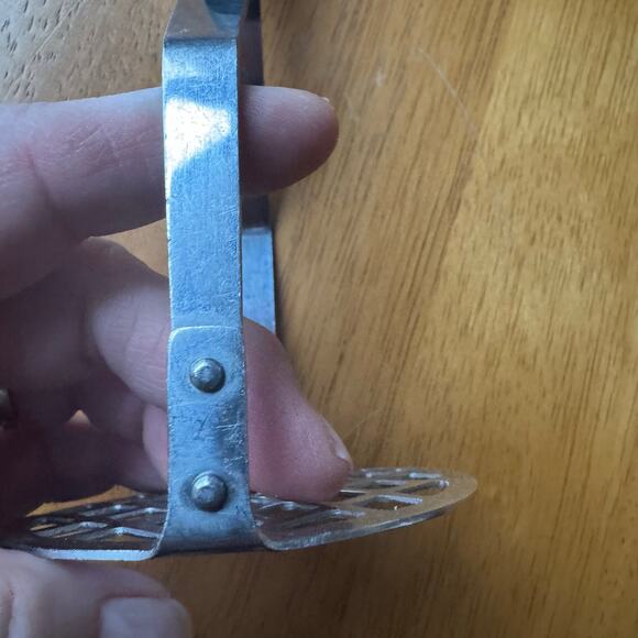 Vintage Potato Masher Stainless Steel Japan White Gray Flowers Enamel Handle 10" - Picture 10 of 12